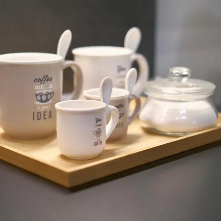 Moderno ❴ 300 Mt. Da Porta Nuova ❵ Διαμέρισμα