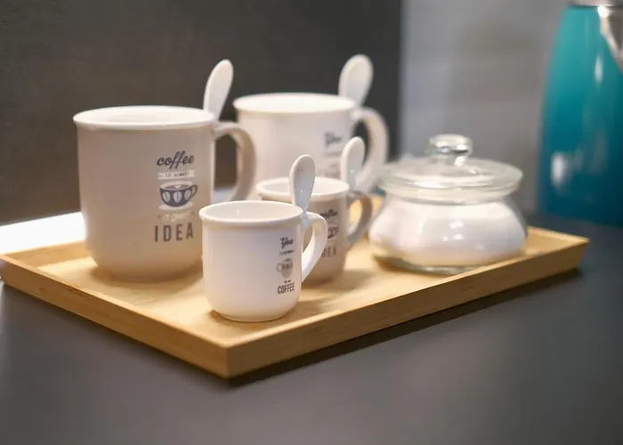 Moderno ❴ 300 Mt. Da Porta Nuova ❵ Apartmán